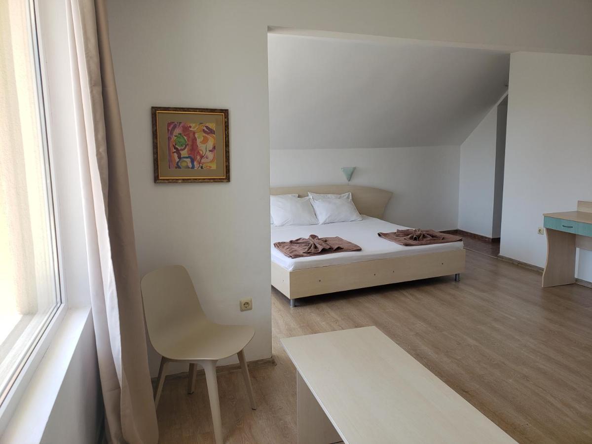 Family Hotel Magnolia 阳光海滩 外观 照片