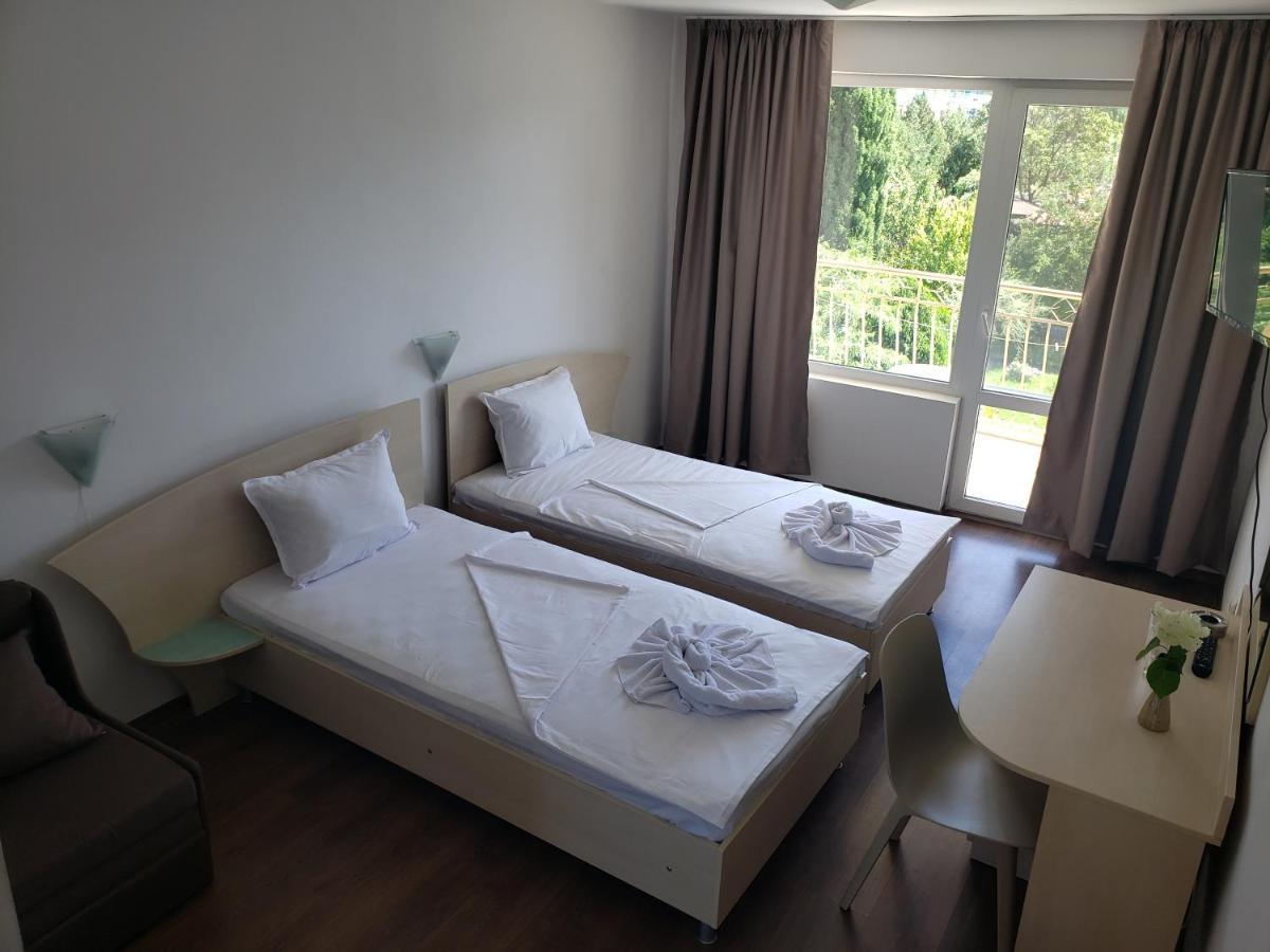 Family Hotel Magnolia 阳光海滩 外观 照片