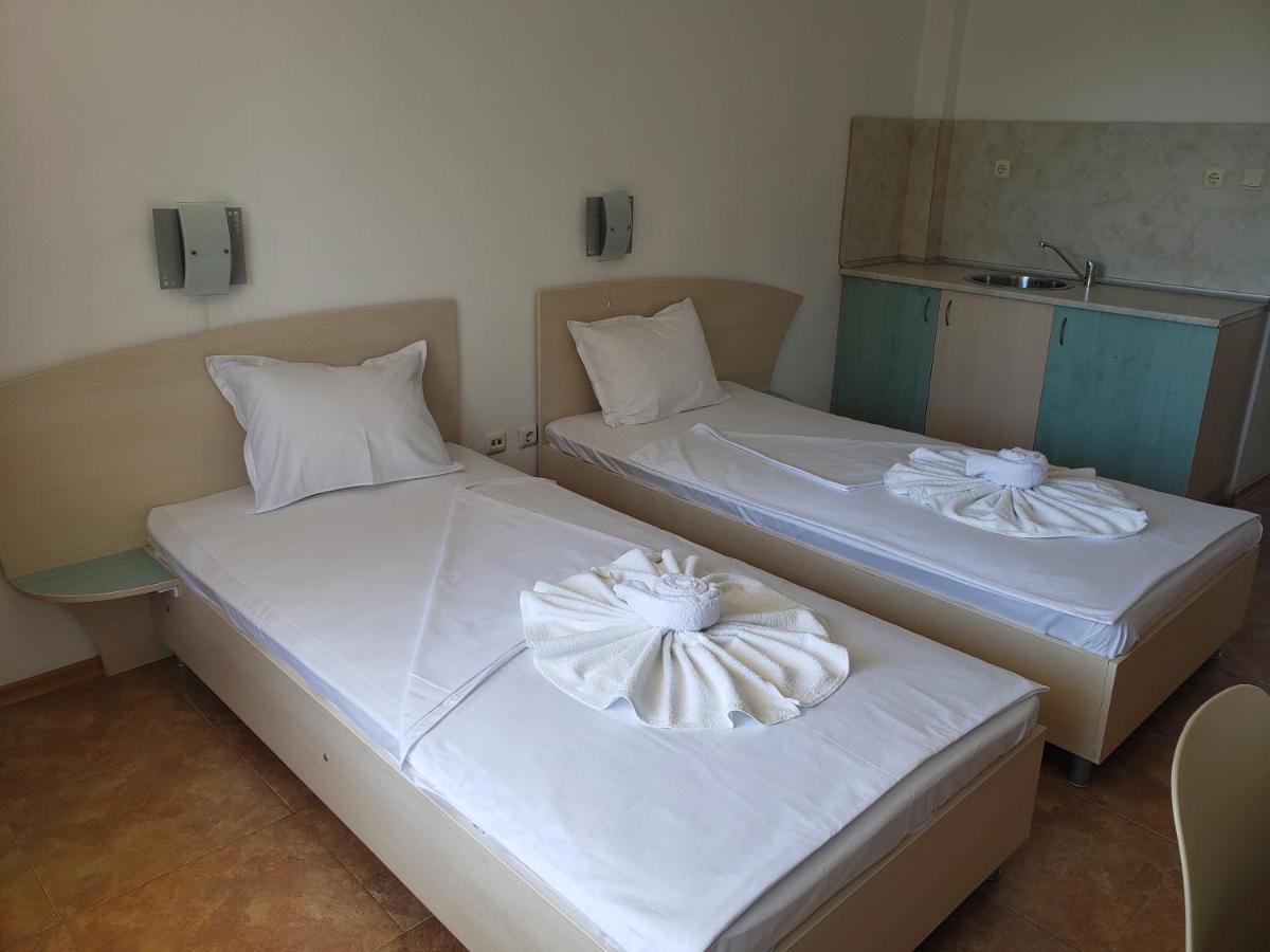 Family Hotel Magnolia 阳光海滩 外观 照片
