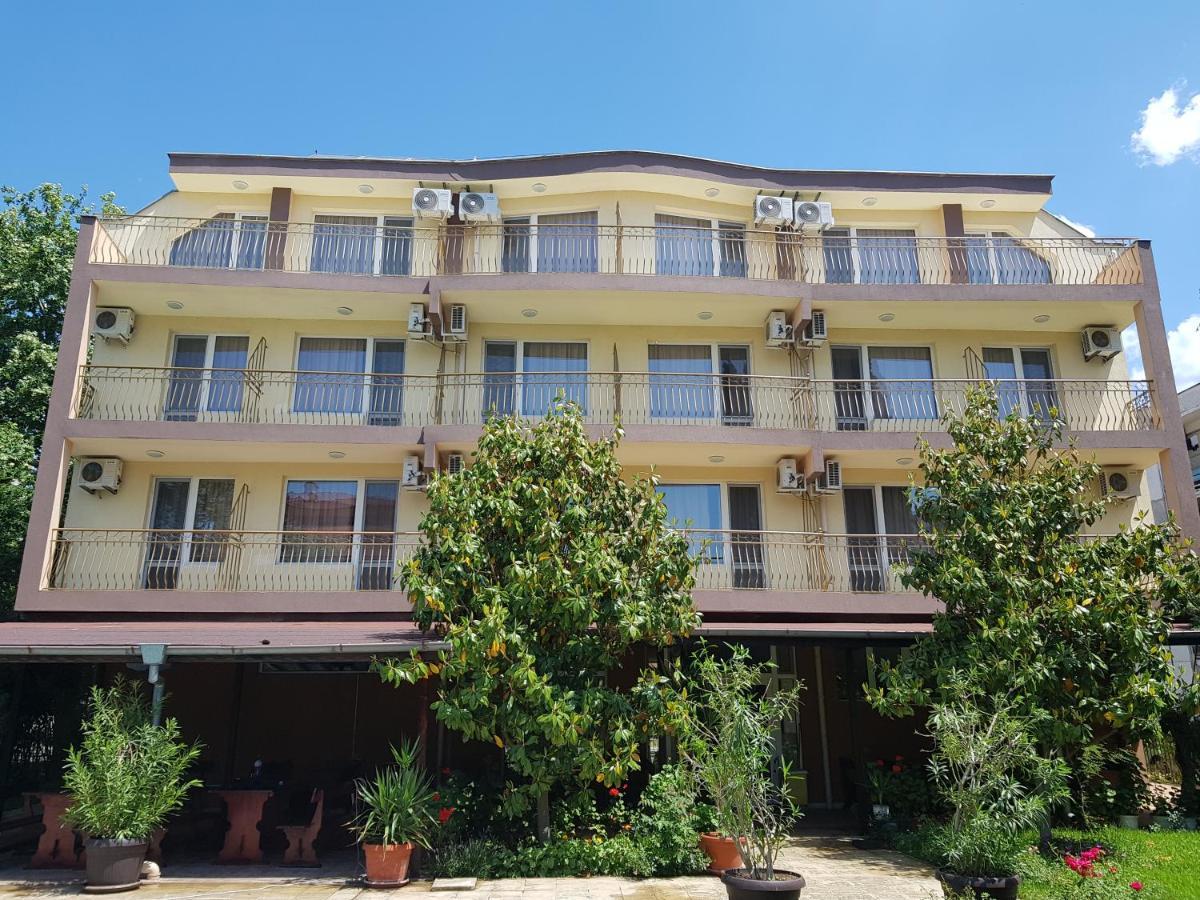 Family Hotel Magnolia 阳光海滩 外观 照片