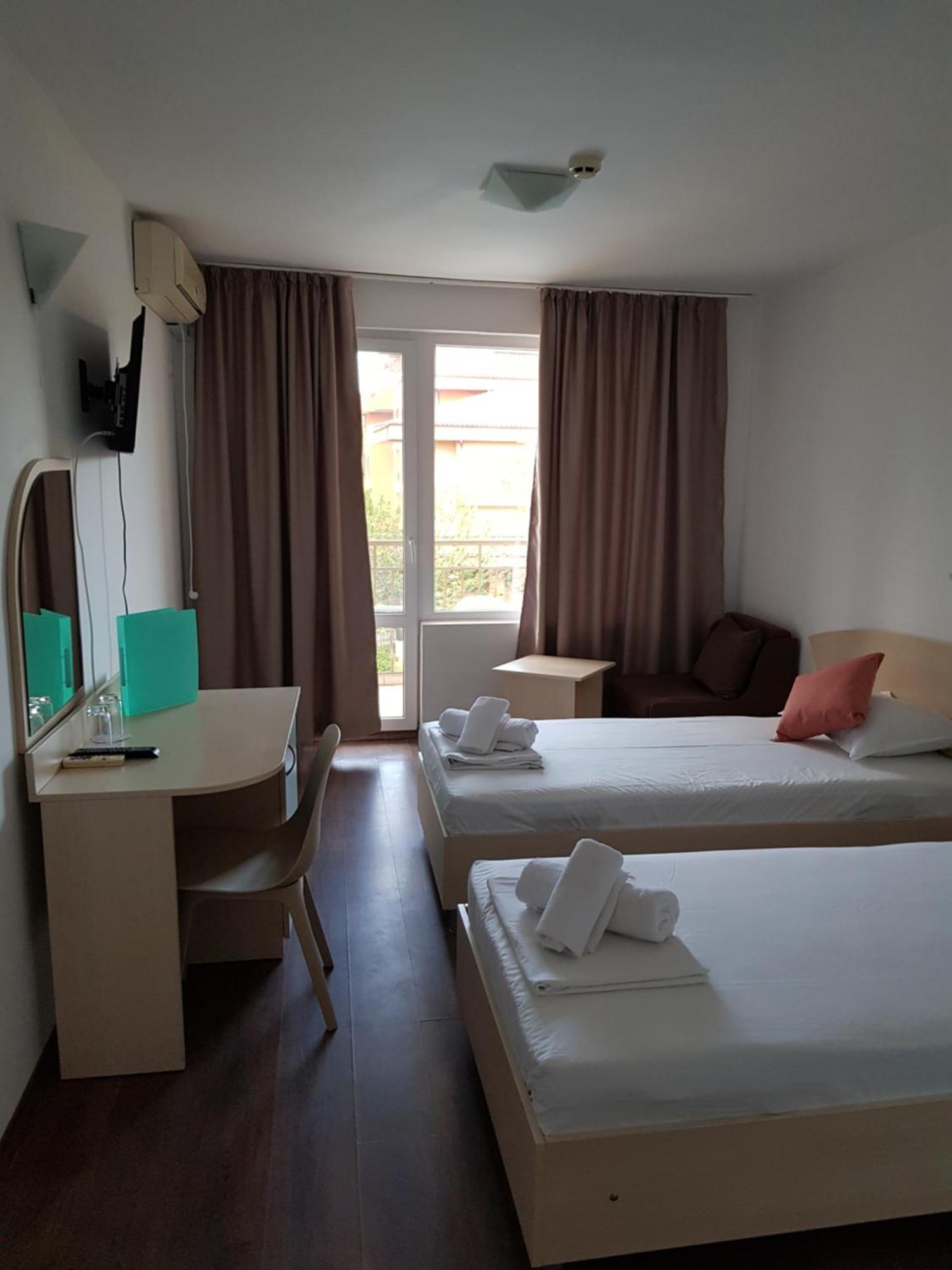 Family Hotel Magnolia 阳光海滩 外观 照片